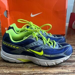 Nike Initiator